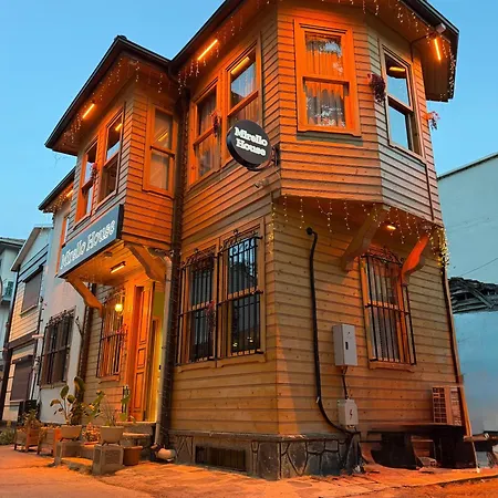 מלון Mirello House Tuzla 3*