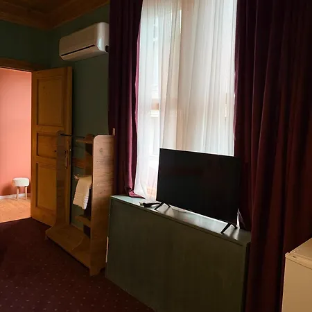 Hotel Mirello House Tuzla