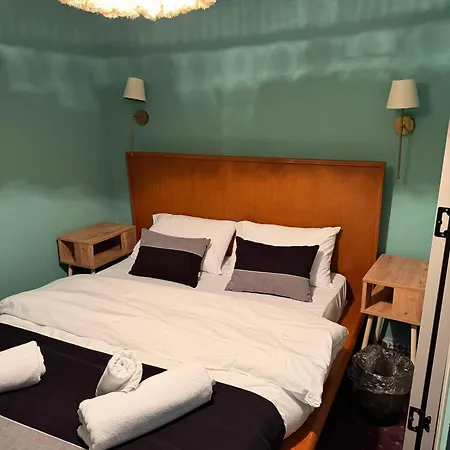 Hotel Mirello House Tuzla